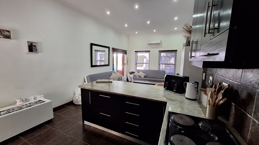 3 Bedroom Property for Sale in Velddrif Western Cape